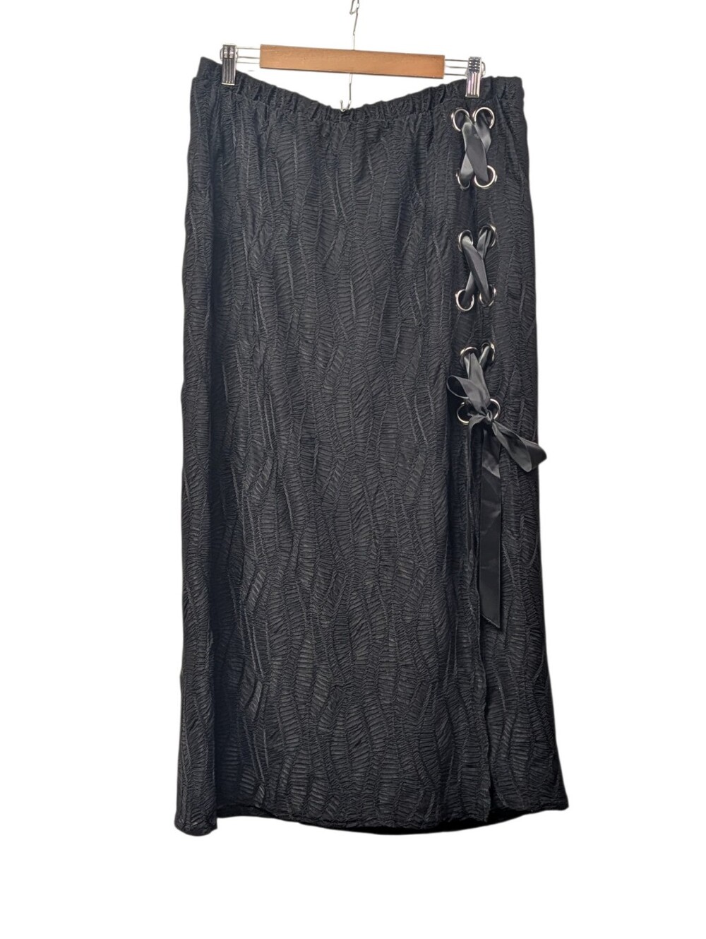 Torrid Nightfall Black Jacquard Lace-Up Midi A-Line Skirt Plus 1X Lined Slit